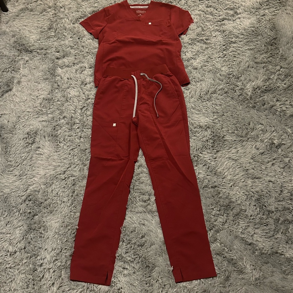 Fabletics: Vital XS Wine Scrub Top w/ On Call XS High Waisted Wine Scrub Bottom